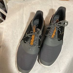 Men shoes